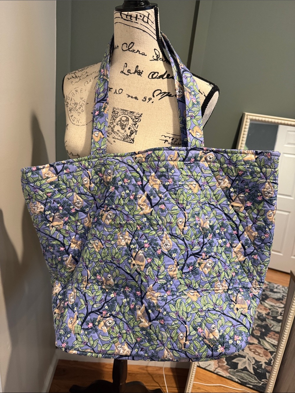 Vera Bradley Sloth Floral Grand Quilted Tote NWT - Picture 8 of 11